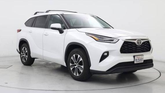 TOYOTA HIGHLANDER 2023 5TDKDRAH4PS041633 image