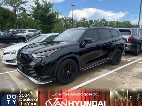 TOYOTA HIGHLANDER 2023 5TDKDRAH8PS027413 image