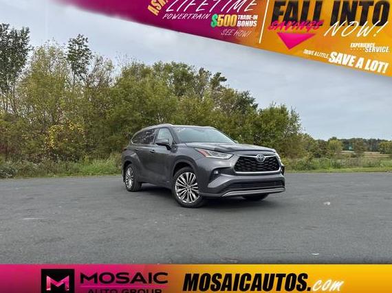 TOYOTA HIGHLANDER 2023 5TDEBRCH7PS110699 image TOYOTA HIGHLANDER 2023 5TDEBRCH7PS110699 image