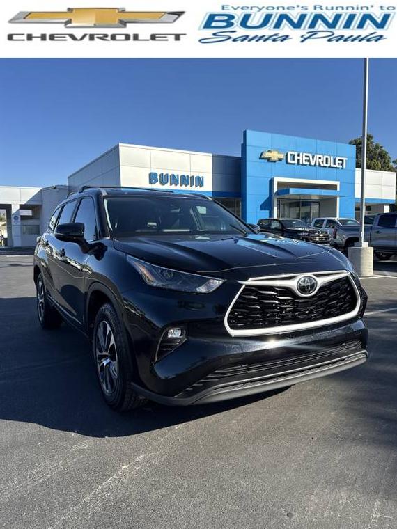 TOYOTA HIGHLANDER 2023 5TDKDRAH8PS013432 image TOYOTA HIGHLANDER 2023 5TDKDRAH8PS013432 image