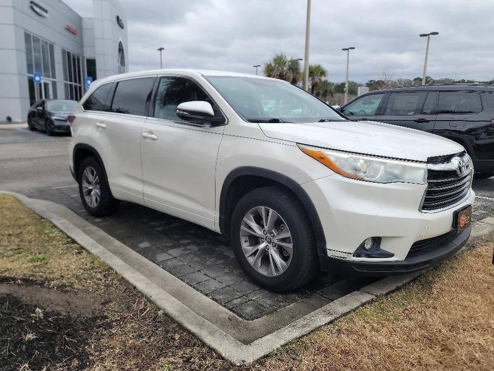 TOYOTA HIGHLANDER 2016 5TDZKRFH8GS126570 image