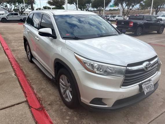 TOYOTA HIGHLANDER 2016 5TDZKRFH0GS130631 image