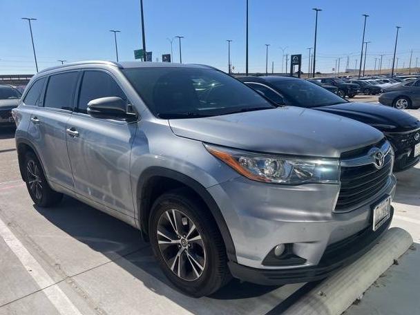 TOYOTA HIGHLANDER 2016 5TDKKRFH9GS501576 image