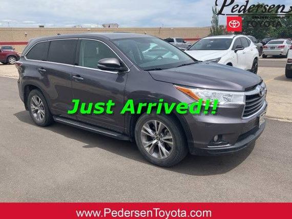 TOYOTA HIGHLANDER 2016 5TDBKRFH5GS336352 image