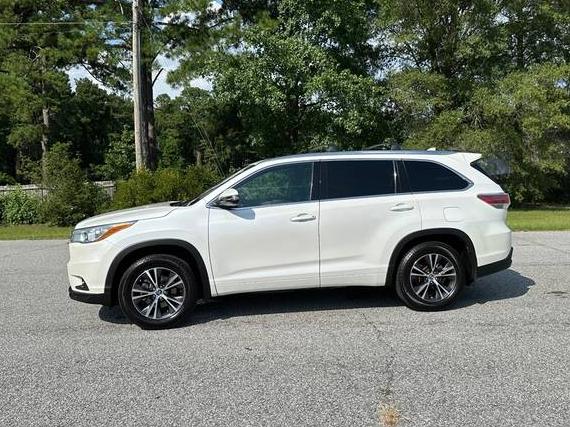 TOYOTA HIGHLANDER 2016 5TDJKRFH5GS243780 image