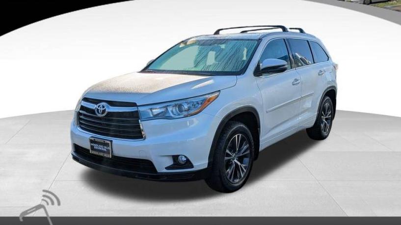 TOYOTA HIGHLANDER 2016 5TDKKRFH8GS144049 image