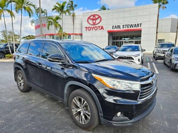 TOYOTA HIGHLANDER 2016 5TDJKRFH0GS300452 image