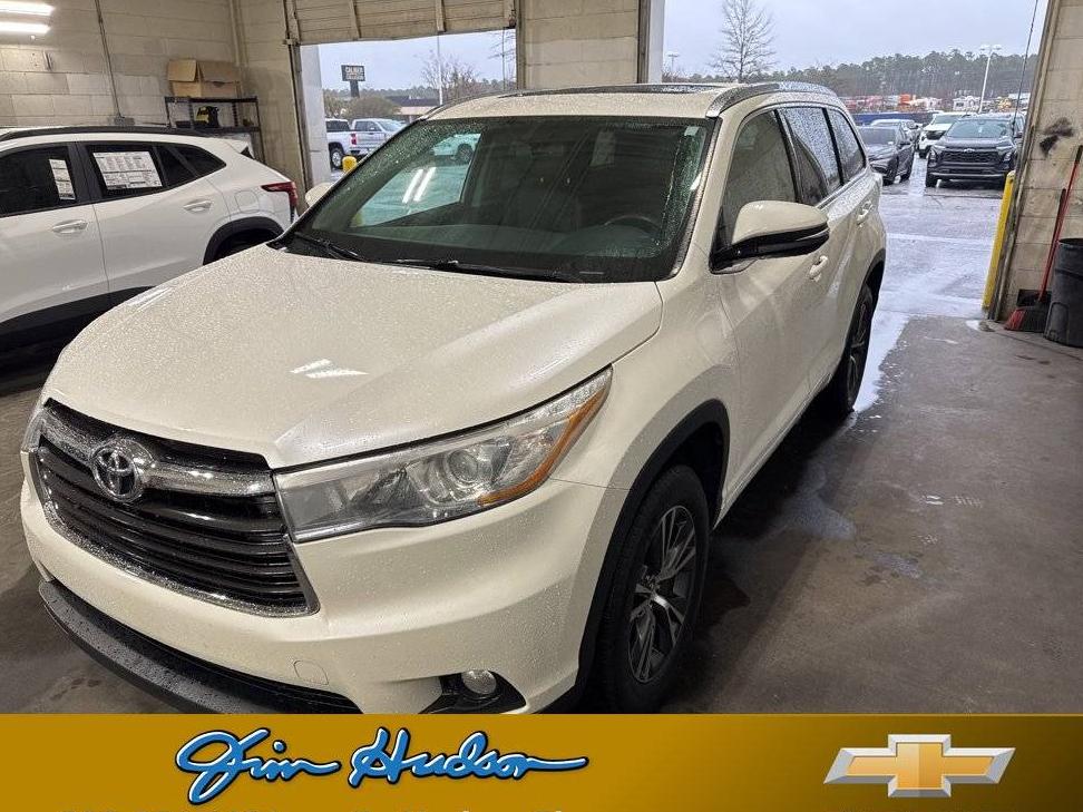 TOYOTA HIGHLANDER 2016 5TDKKRFH7GS171811 image