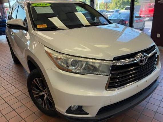TOYOTA HIGHLANDER 2016 5TDKKRFH4GS125255 image