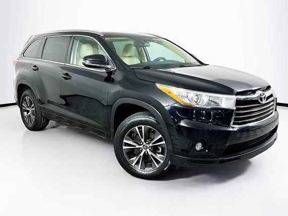 TOYOTA HIGHLANDER 2016 5TDKKRFH6GS506590 image