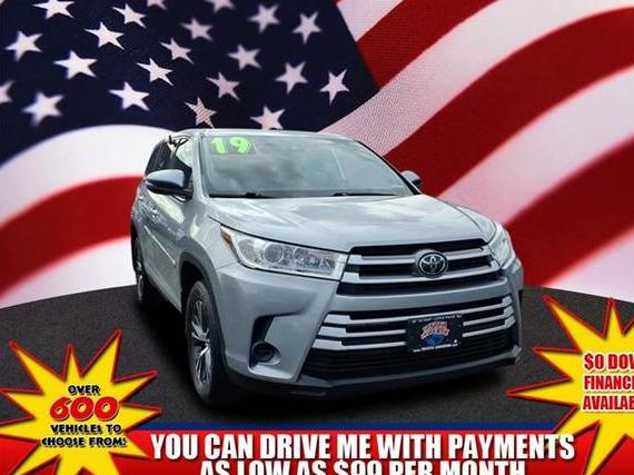 TOYOTA HIGHLANDER 2019 5TDBZRFH2KS734834 image TOYOTA HIGHLANDER 2019 5TDBZRFH2KS734834 image