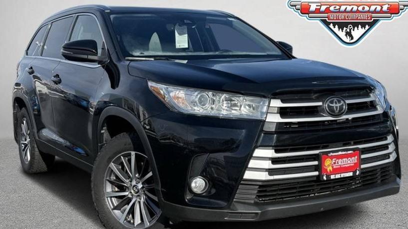 TOYOTA HIGHLANDER 2019 5TDJZRFH3KS577102 image