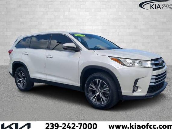 TOYOTA HIGHLANDER 2019 5TDZZRFH4KS336085 image