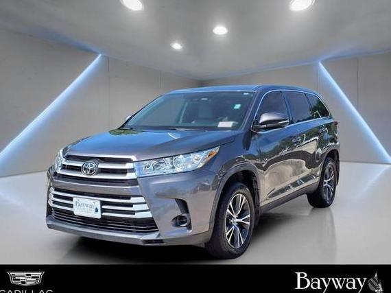 TOYOTA HIGHLANDER 2019 5TDZARFH7KS055907 image