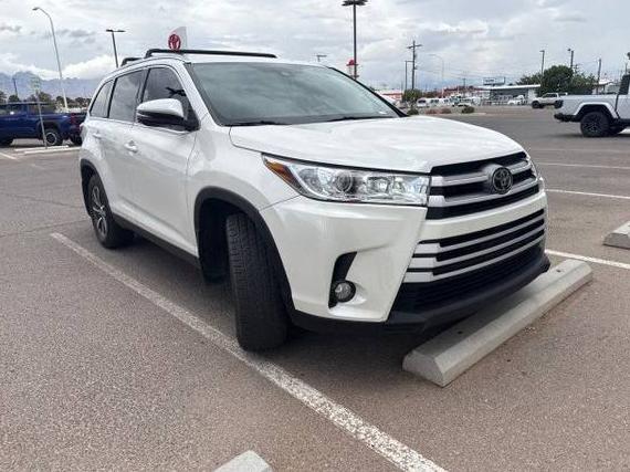 TOYOTA HIGHLANDER 2019 5TDJZRFH8KS604147 image