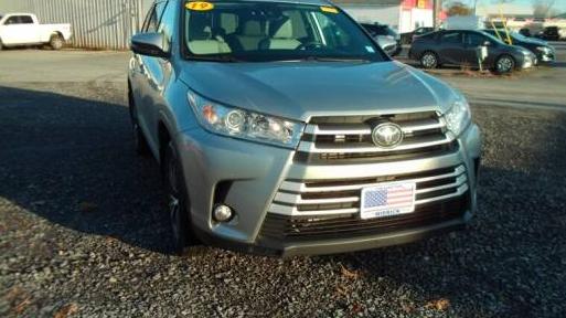 TOYOTA HIGHLANDER 2019 5TDBZRFH3KS977441 image