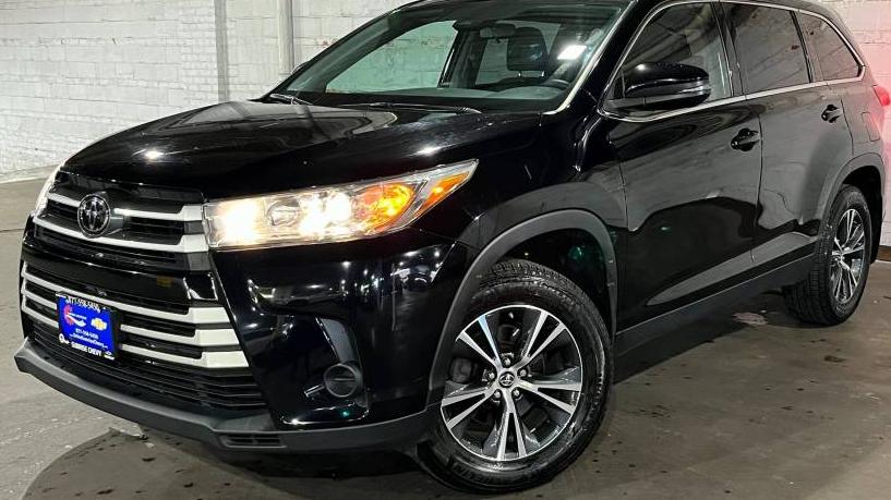 TOYOTA HIGHLANDER 2019 5TDBZRFH5KS917676 image