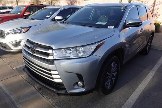TOYOTA HIGHLANDER 2019 5TDKZRFH4KS323211 image
