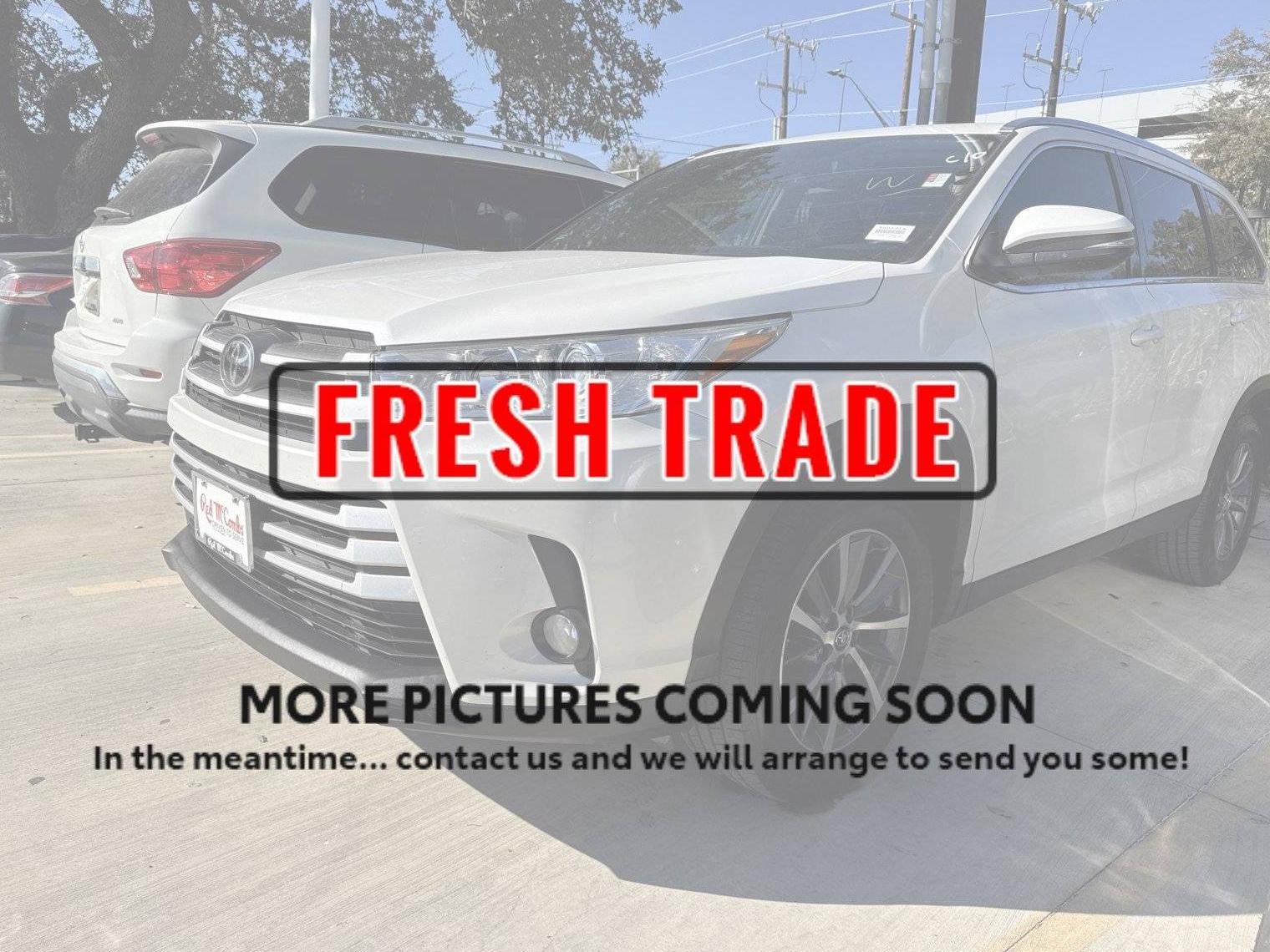 TOYOTA HIGHLANDER 2019 5TDKZRFH3KS348939 image