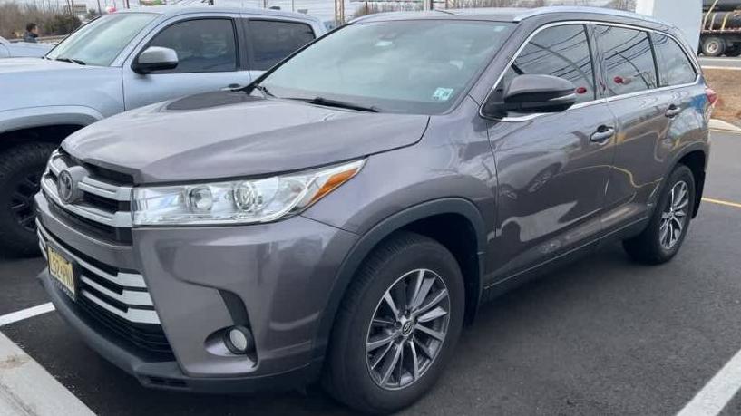 TOYOTA HIGHLANDER 2019 5TDJZRFH0KS576750 image