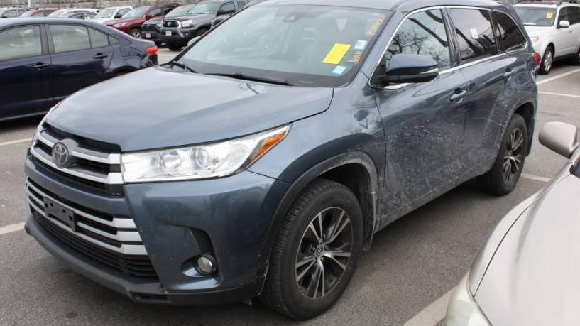 TOYOTA HIGHLANDER 2019 5TDBZRFH1KS996554 image