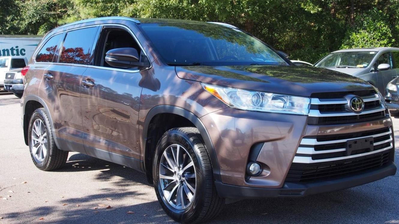 TOYOTA HIGHLANDER 2019 5TDJZRFH3KS922886 image