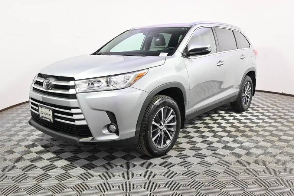 TOYOTA HIGHLANDER 2019 5TDJZRFH5KS608513 image