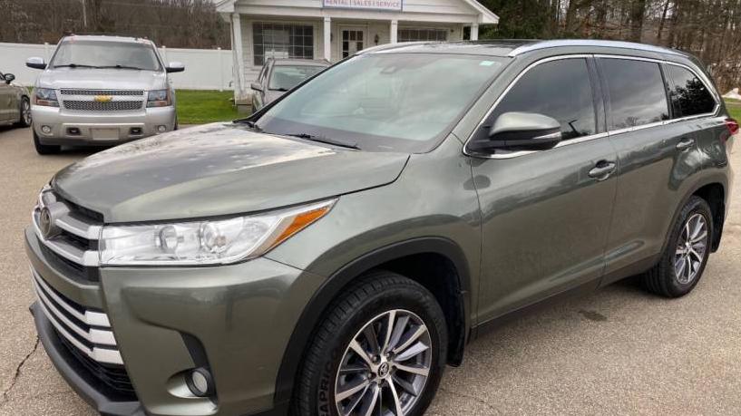 TOYOTA HIGHLANDER 2019 5TDJZRFH5KS945618 image