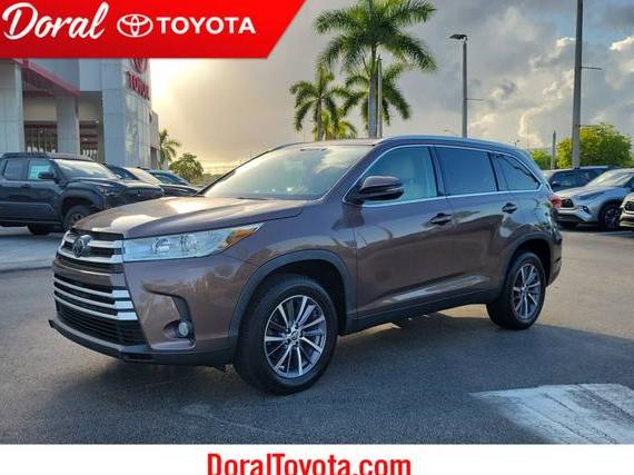 TOYOTA HIGHLANDER 2019 5TDKZRFH8KS314317 image