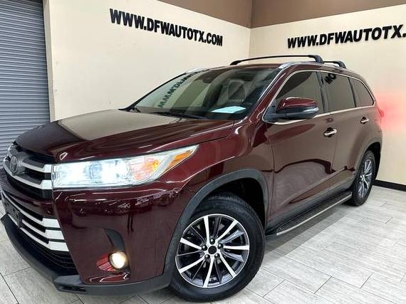 TOYOTA HIGHLANDER 2019 5TDKZRFH3KS300017 image