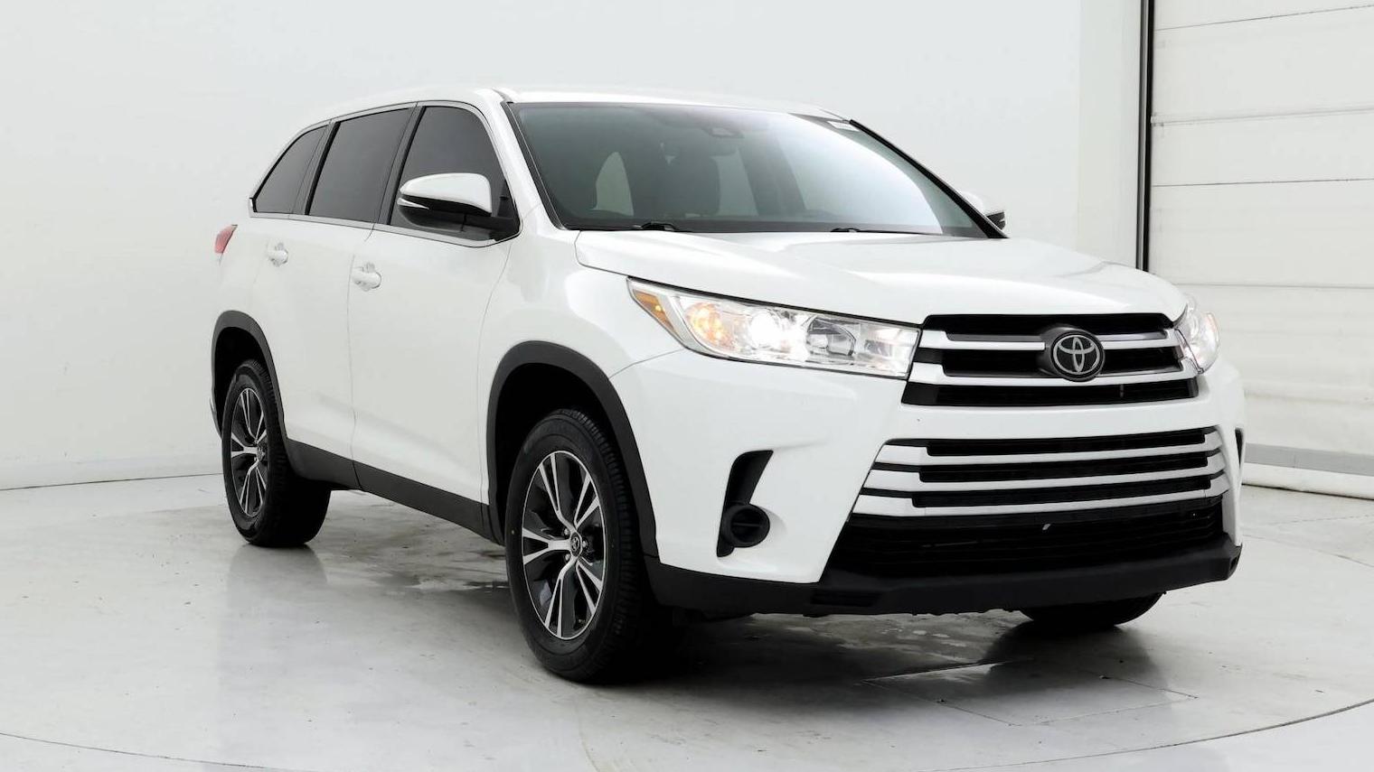 TOYOTA HIGHLANDER 2019 5TDZARFH0KS047468 image