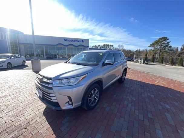 TOYOTA HIGHLANDER 2019 5TDJZRFHXKS577534 image