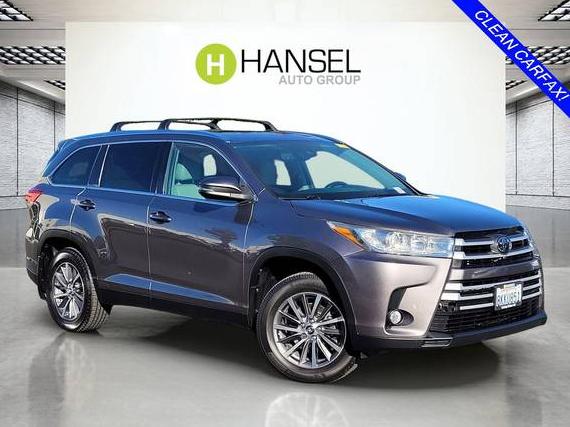 TOYOTA HIGHLANDER 2019 5TDJZRFH2KS586888 image TOYOTA HIGHLANDER 2019 5TDJZRFH2KS586888 image