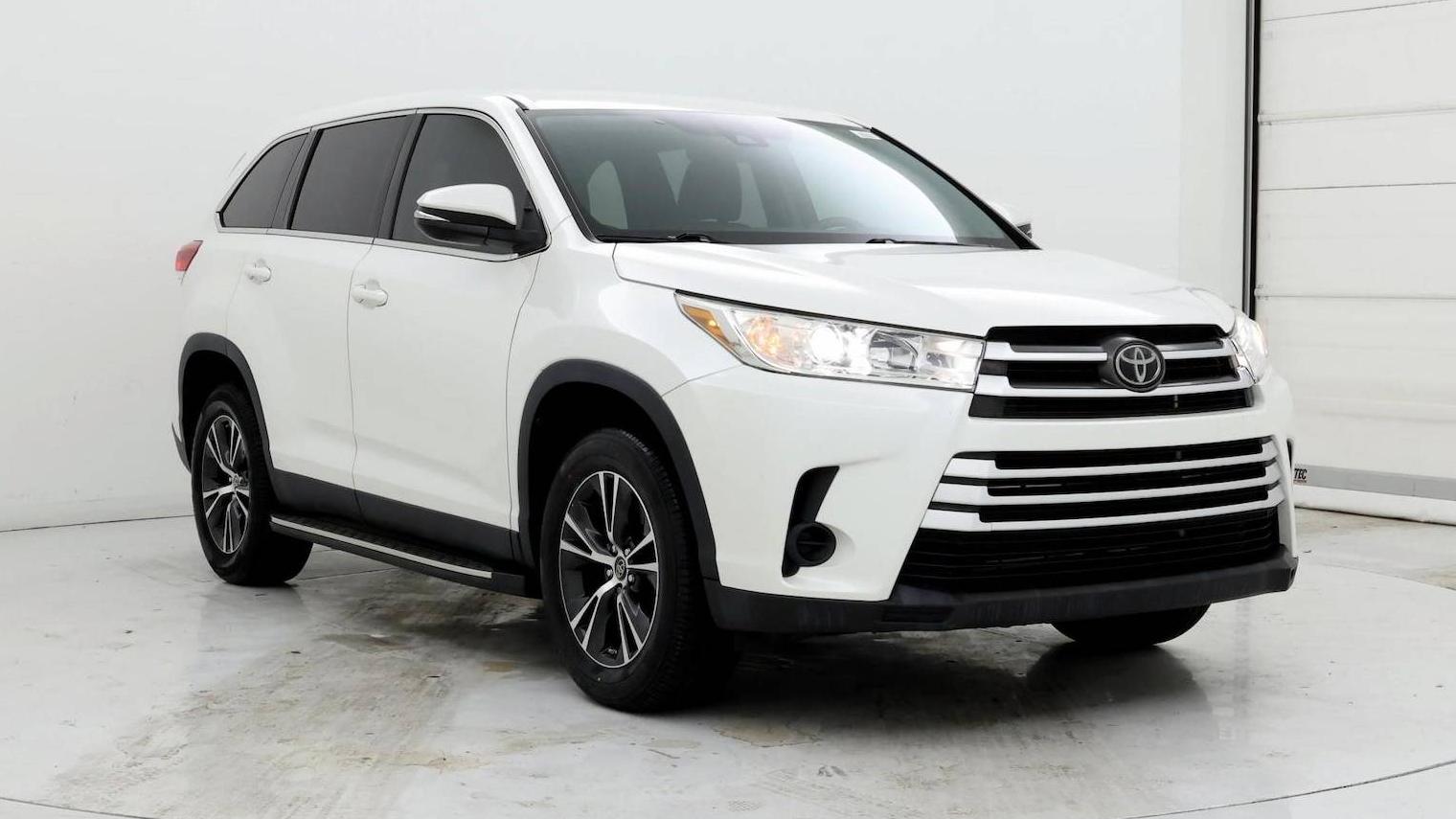 TOYOTA HIGHLANDER 2019 5TDZARFHXKS046358 image