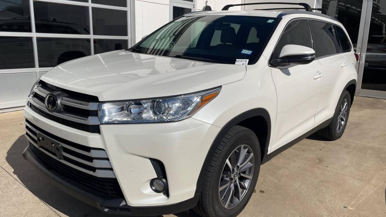 TOYOTA HIGHLANDER 2019 5TDKZRFH0KS557894 image