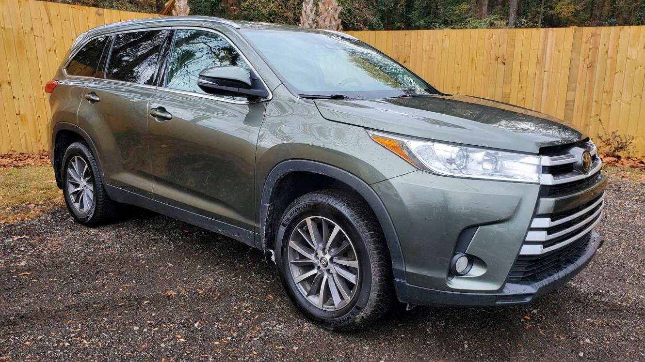 TOYOTA HIGHLANDER 2019 5TDJZRFH4KS932052 image