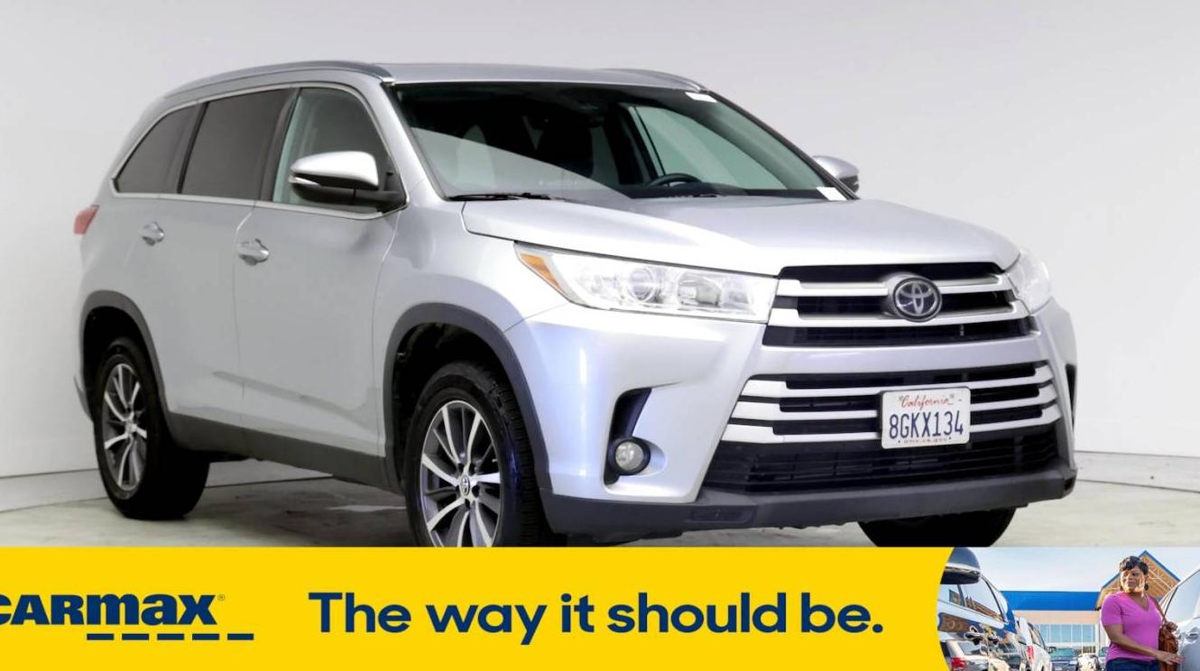 TOYOTA HIGHLANDER 2019 5TDKZRFH6KS300240 image