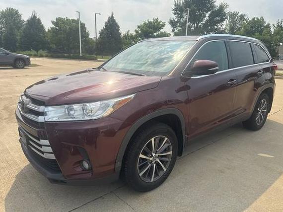 TOYOTA HIGHLANDER 2019 5TDJZRFH5KS982832 image
