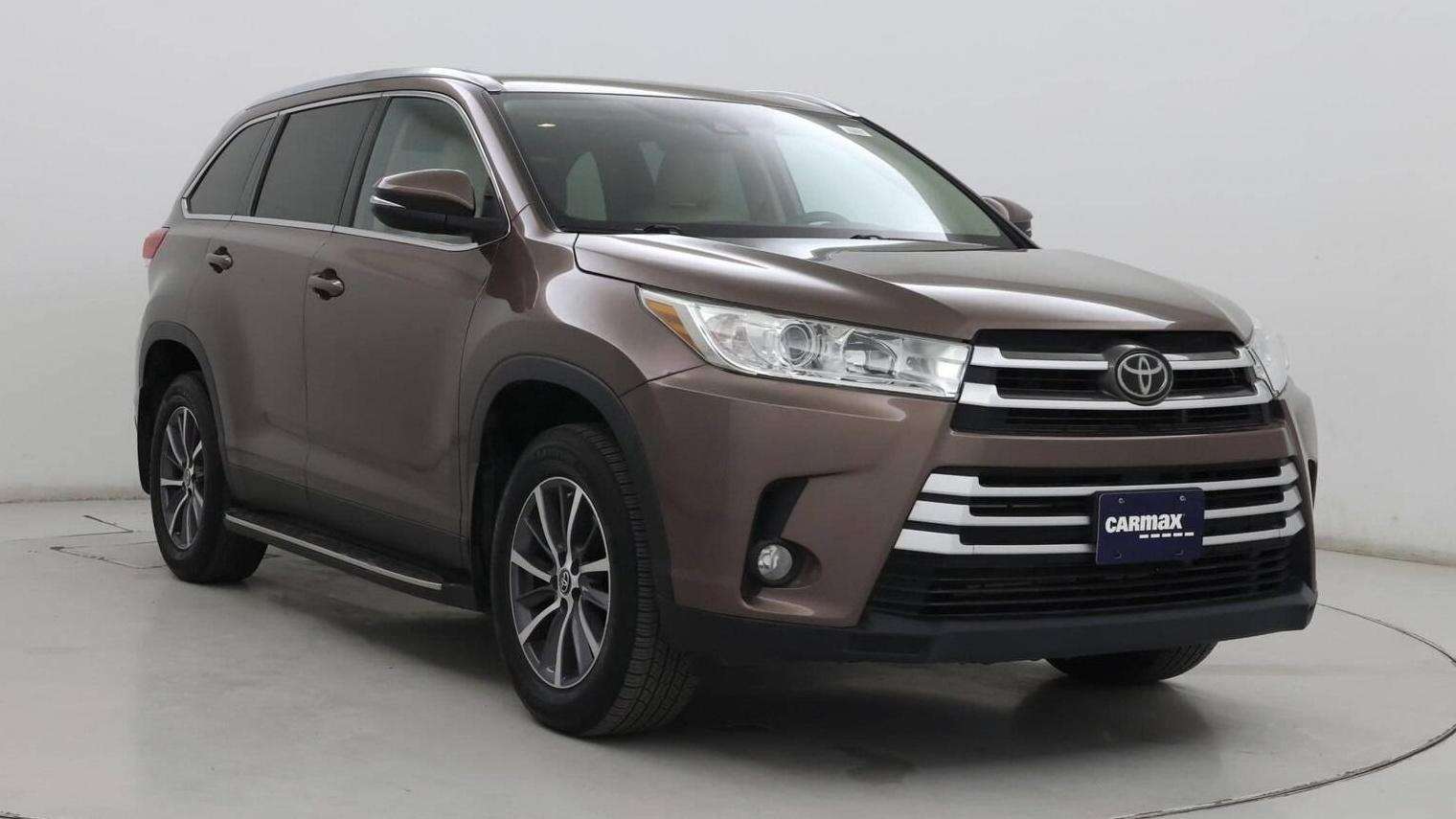 TOYOTA HIGHLANDER 2019 5TDKZRFH8KS332395 image