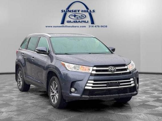 TOYOTA HIGHLANDER 2019 5TDJZRFH6KS954408 image