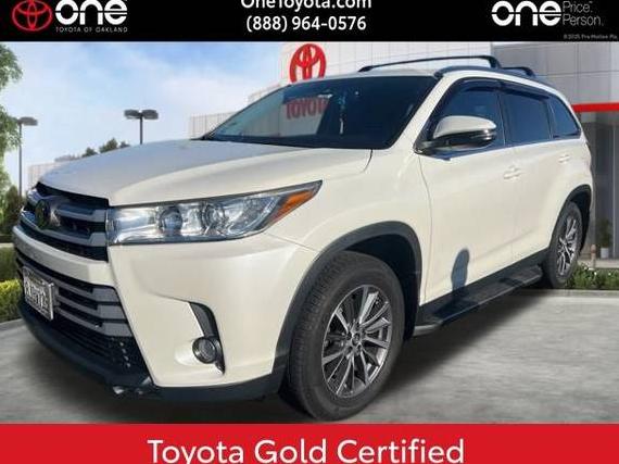 TOYOTA HIGHLANDER 2019 5TDJZRFH6KS572251 image