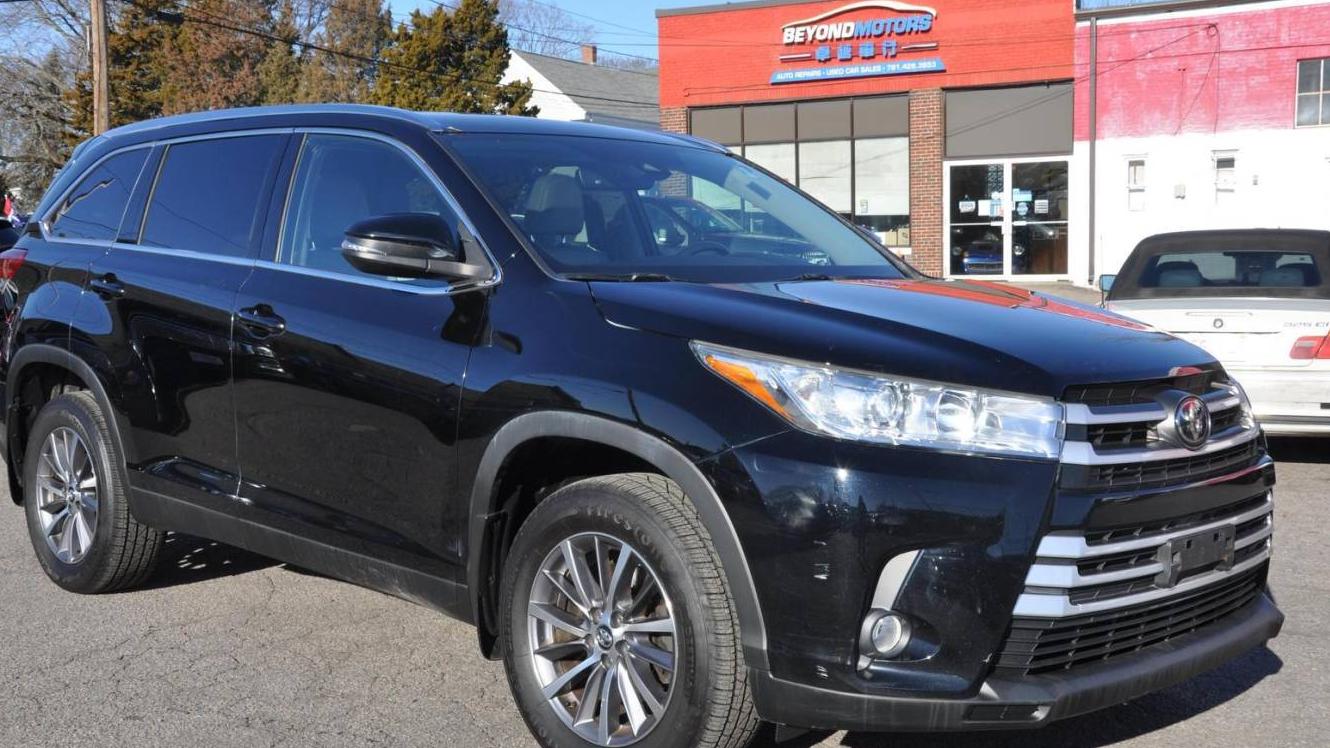 TOYOTA HIGHLANDER 2019 5TDJZRFH7KS725865 image