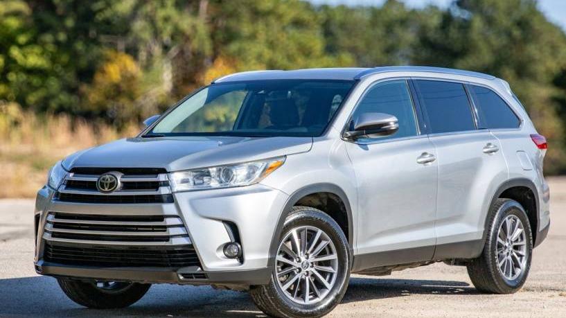 TOYOTA HIGHLANDER 2019 5TDKZRFH3KS322311 image