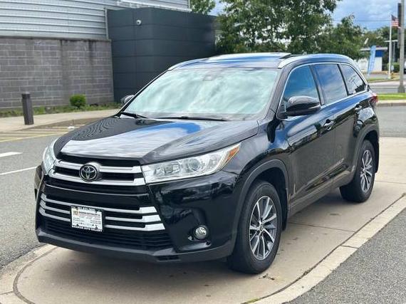 TOYOTA HIGHLANDER 2019 5TDJZRFH5KS625991 image
