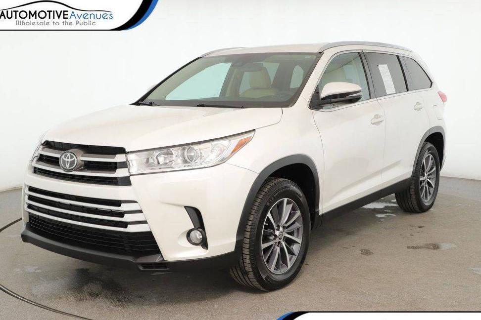 TOYOTA HIGHLANDER 2019 5TDKZRFH7KS366926 image