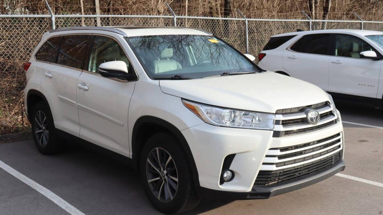 TOYOTA HIGHLANDER 2019 5TDKZRFH4KS574424 image