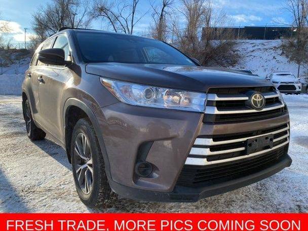 TOYOTA HIGHLANDER 2019 5TDBZRFH1KS930778 image