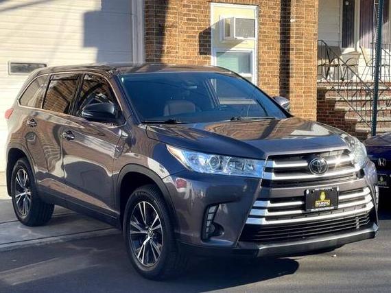 TOYOTA HIGHLANDER 2019 5TDBZRFH4KS969266 image