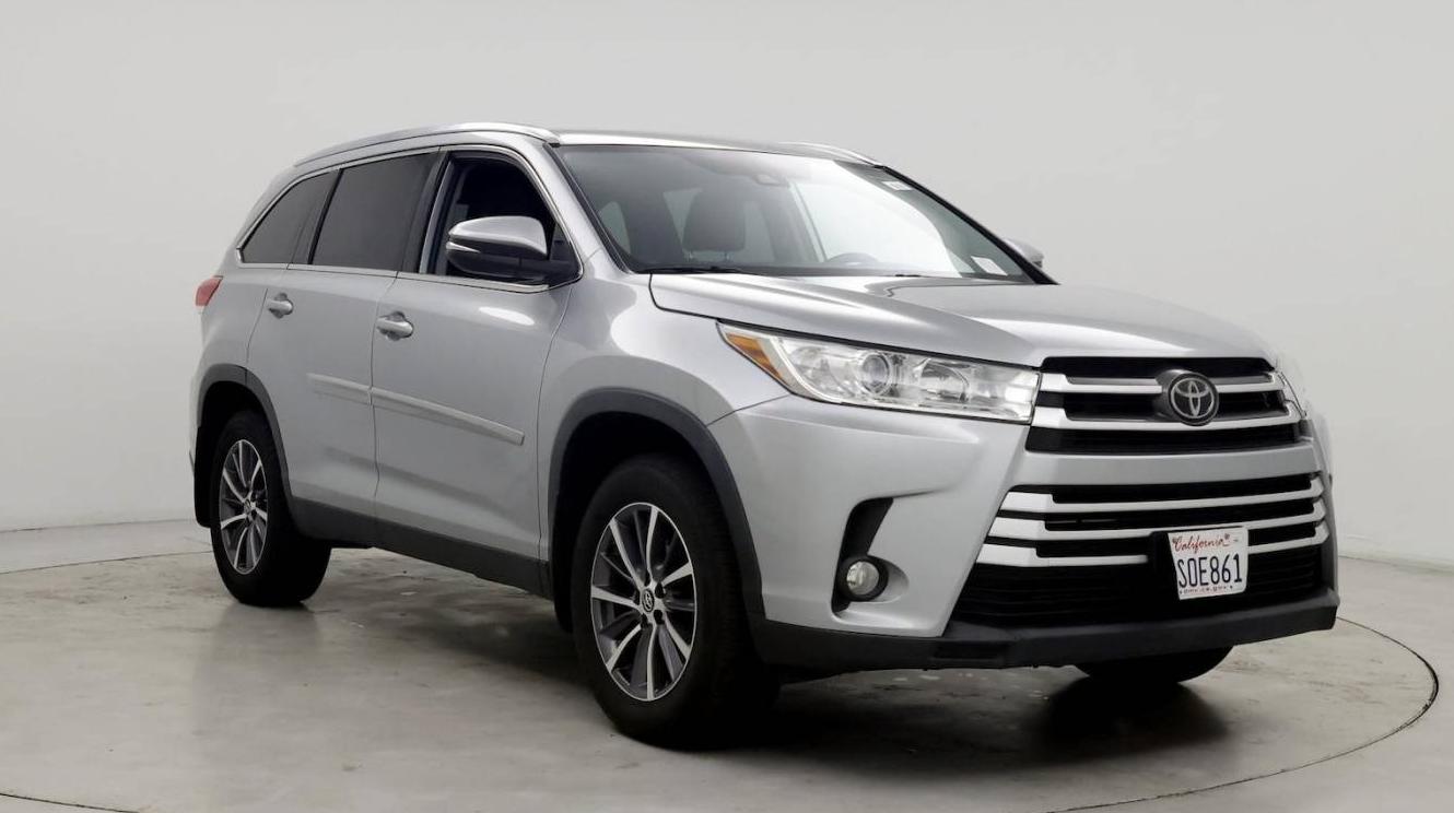 TOYOTA HIGHLANDER 2019 5TDJZRFH2KS575308 image