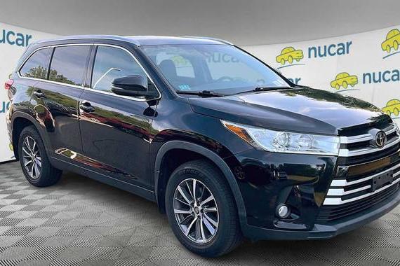 TOYOTA HIGHLANDER 2019 5TDJZRFH7KS620873 image